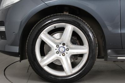 MERCEDES M-CLASS ML350 BLUETEC AMG SPORT - 5956 - 63