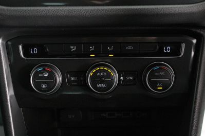 VOLKSWAGEN TIGUAN SE NAV TSI - 5906 - 34