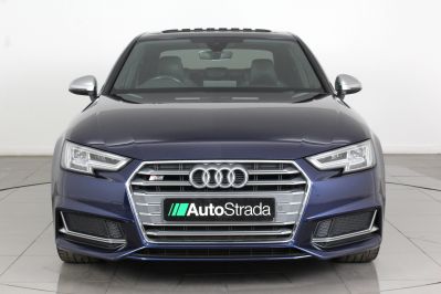 AUDI A4 S4 TFSI QUATTRO - 5952 - 13