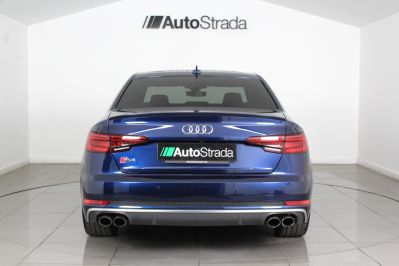 AUDI A4 S4 TFSI QUATTRO - 5952 - 8