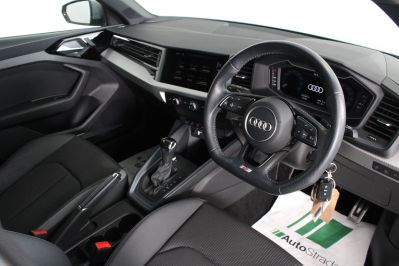 AUDI A1 SPORTBACK TFSI S LINE COMPETITION - 5957 - 2