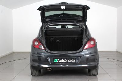 VAUXHALL CORSA BLACK EDITION - 5915 - 16