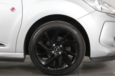 DS DS 3 BLUEHDI PERFORMANCE LINE S/S - 5935 - 49