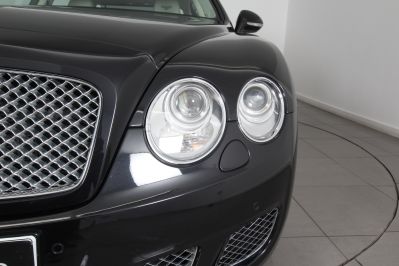 BENTLEY CONTINENTAL FLYING SPUR - 4537 - 71