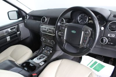 LAND ROVER DISCOVERY 4 SDV6 HSE - 5916 - 2