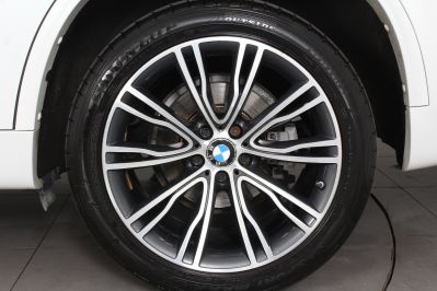 BMW X5 XDRIVE30D M SPORT - 5246 - 72