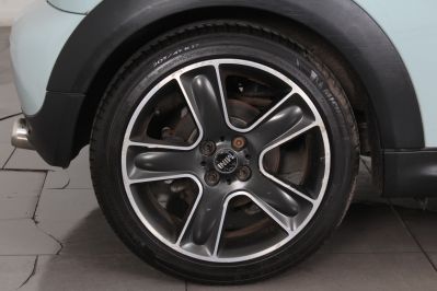MINI CONVERTIBLE COOPER D - 5966 - 70