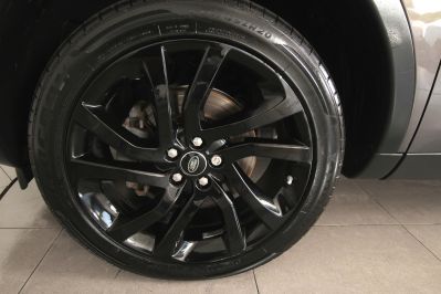 LAND ROVER DISCOVERY SPORT TD4 HSE BLACK - 4390 - 58