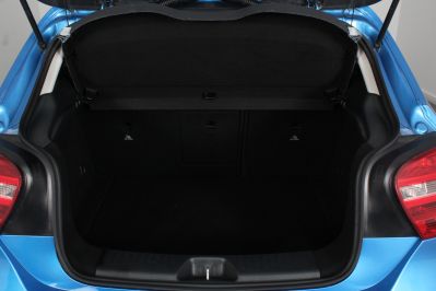 MERCEDES A-CLASS A180 CDI BLUEEFFICIENCY SE - 5913 - 52