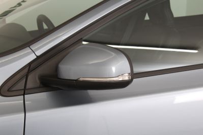 VOLVO V40 T3 MOMENTUM NAV PLUS - 5969 - 39