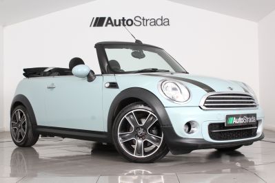 MINI CONVERTIBLE COOPER D - 5966 - 1
