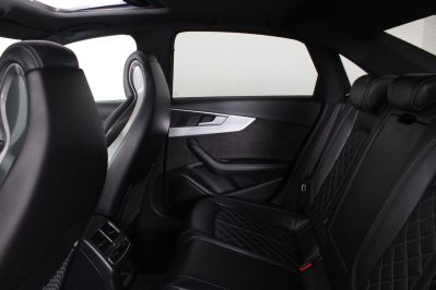 AUDI A4 S4 TFSI QUATTRO - 5952 - 54