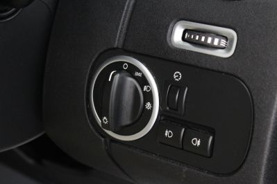 LAND ROVER DISCOVERY 4 SDV6 HSE - 5916 - 39