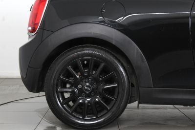 MINI HATCH ONE - 5882 - 47