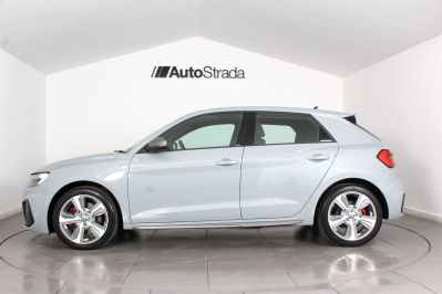 AUDI A1 SPORTBACK TFSI S LINE COMPETITION - 5957 - 6