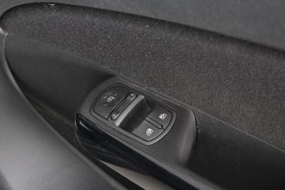 VAUXHALL CORSA BLACK EDITION - 5915 - 29