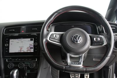 VOLKSWAGEN GOLF GTI PERFORMANCE TSI DSG - 5917 - 18