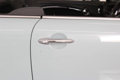 MINI CONVERTIBLE COOPER D - 5966 - 59