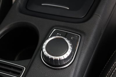 MERCEDES A-CLASS A180 CDI BLUEEFFICIENCY SE - 5913 - 37