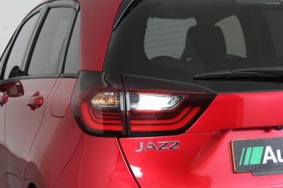 HONDA JAZZ I-MMD EX - 5911 - 57