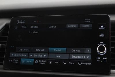 HONDA JAZZ I-MMD EX - 5911 - 44