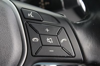 MERCEDES A-CLASS A180 CDI BLUEEFFICIENCY SE - 5913 - 23
