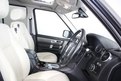LAND ROVER DISCOVERY 4 SDV6 HSE - 5916 - 44