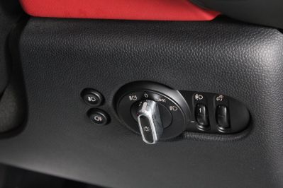 MINI HATCH COOPER D - 5928 - 31