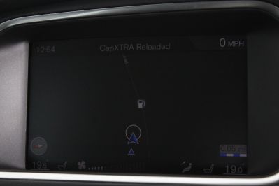 VOLVO V40 T3 MOMENTUM NAV PLUS - 5969 - 49