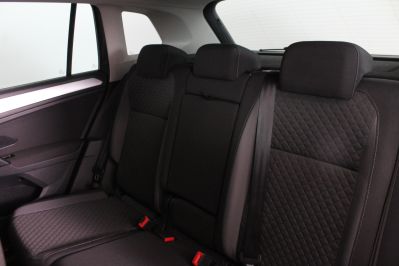 VOLKSWAGEN TIGUAN SE NAV TSI - 5906 - 46