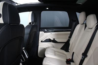 PORSCHE CAYENNE D V6 TIPTRONIC S - 5914 - 31
