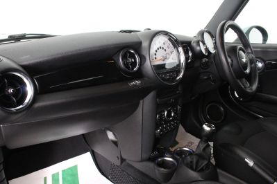 MINI CONVERTIBLE COOPER D - 5966 - 46