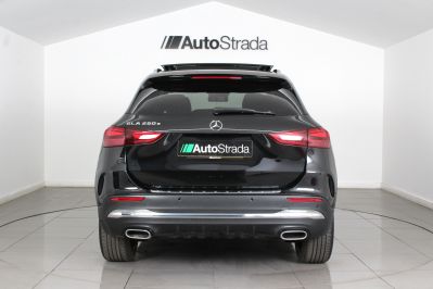 MERCEDES GLA-CLASS GLA 250 E AMG LINE PREMIUM PLUS - 5950 - 8
