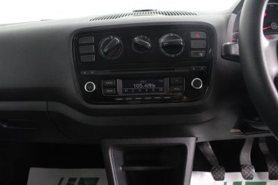 VOLKSWAGEN UP TAKE UP - 5929 - 24
