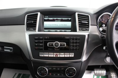MERCEDES M-CLASS ML350 BLUETEC AMG SPORT - 5956 - 35
