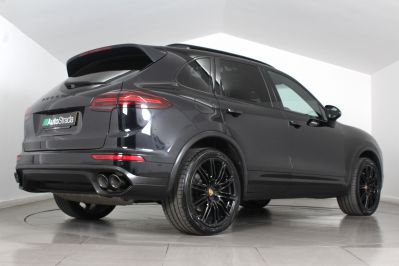 PORSCHE CAYENNE D V6 TIPTRONIC S - 5914 - 14