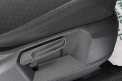 VOLKSWAGEN TIGUAN SE NAV TSI - 5906 - 51