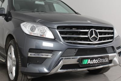 MERCEDES M-CLASS ML350 BLUETEC AMG SPORT - 5956 - 52