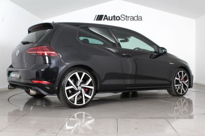 VOLKSWAGEN GOLF GTI PERFORMANCE TSI DSG - 5917 - 17