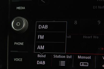 VOLKSWAGEN GOLF GTI PERFORMANCE TSI DSG - 5917 - 27