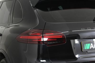 PORSCHE CAYENNE D V6 TIPTRONIC S - 5914 - 56