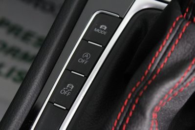 VOLKSWAGEN GOLF GTI PERFORMANCE TSI DSG - 5917 - 44