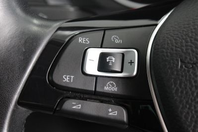 VOLKSWAGEN TIGUAN SE NAV TSI - 5906 - 20