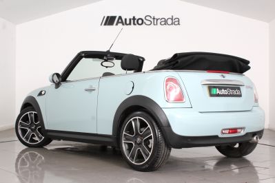 MINI CONVERTIBLE COOPER D - 5966 - 7