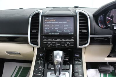 PORSCHE CAYENNE D V6 TIPTRONIC S - 5914 - 49