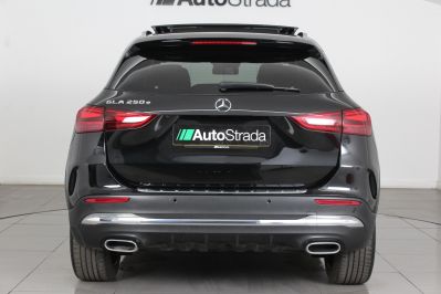 MERCEDES GLA-CLASS GLA 250 E AMG LINE PREMIUM PLUS - 5950 - 9