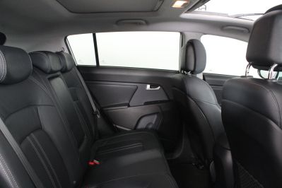KIA SPORTAGE CRDI 3 SAT NAV - 5907 - 30