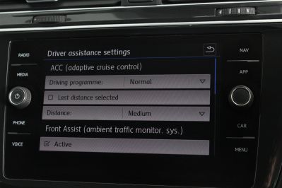 VOLKSWAGEN TIGUAN SE NAV TSI - 5906 - 28