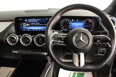 MERCEDES GLA-CLASS GLA 250 E AMG LINE PREMIUM PLUS - 5950 - 18