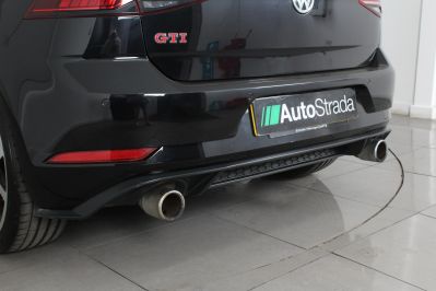 VOLKSWAGEN GOLF GTI PERFORMANCE TSI DSG - 5917 - 57